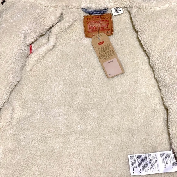 LEVI’S Denim Sherpa Ex-Boyfriend Jacket Embroidered Gold Floral Extra Small NEW - Picture 8 of 8